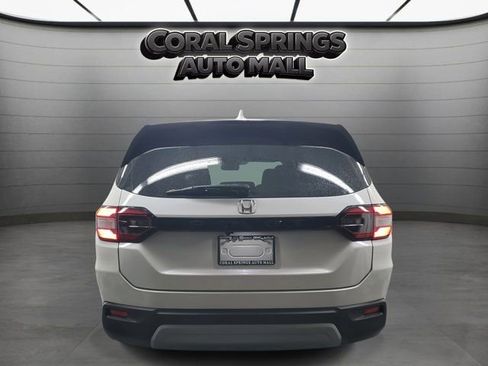 Used 2023 Honda Pilot EX-L image 5