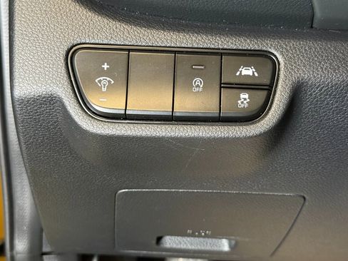 Used 2021 Kia Seltos SX image 18