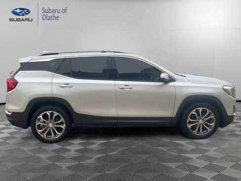 Used 2018 GMC Terrain SLT w/ Preferred Package image 11