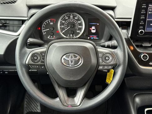 Used 2020 Toyota Corolla LE image 14