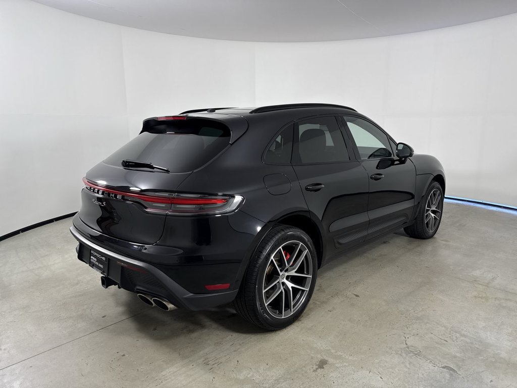 Certified 2024 Porsche Macan S AWD/4WD image 7