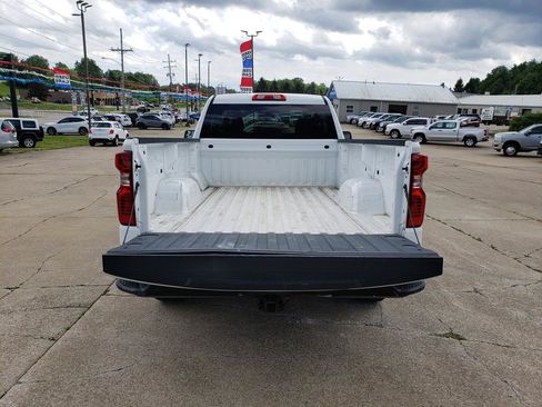 Used 2020 Chevrolet Silverado 1500 W/T w/ WT Value Package AWD/4WD image 8