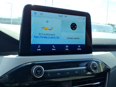 Used 2022 Ford Escape SE w/ Convenience Package image 11