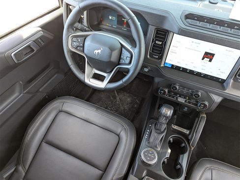 New 2025 Ford Bronco Badlands image 43