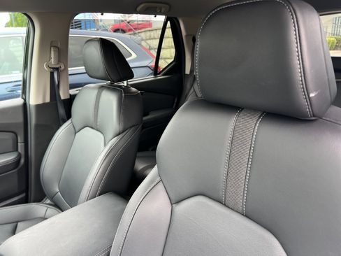 Used 2023 Honda Pilot EX-L image 6