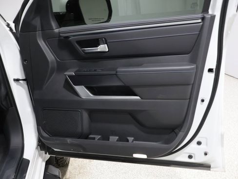 Used 2025 Toyota Tundra Platinum image 24