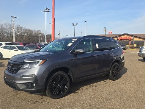 Used 2022 Honda Pilot Special Edition image 3