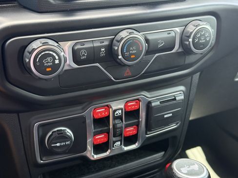 Used 2020 Jeep Wrangler Unlimited Sport S AWD/4WD image 12