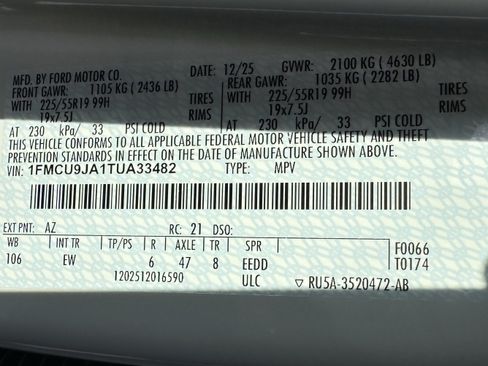 Certified 2026 Ford Escape Platinum w/ Equipment Group 601A AWD/4WD image 31