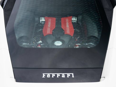 Used 2017 Ferrari 488 GTB RWD image 22