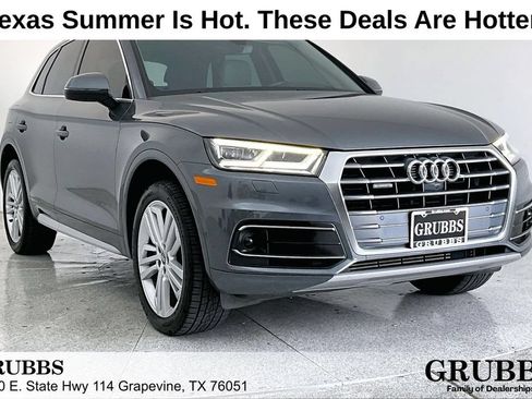 Used 2020 Audi Q5 Prestige w/ Prestige Package AWD/4WD image 1