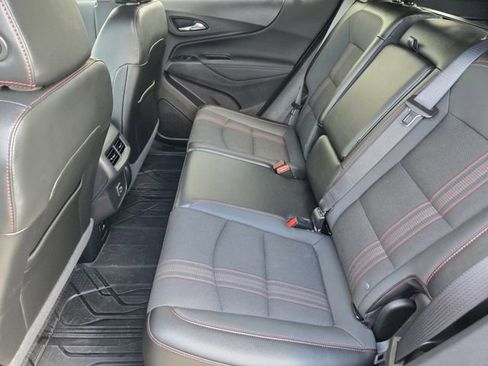 Used 2024 Chevrolet Equinox RS image 31