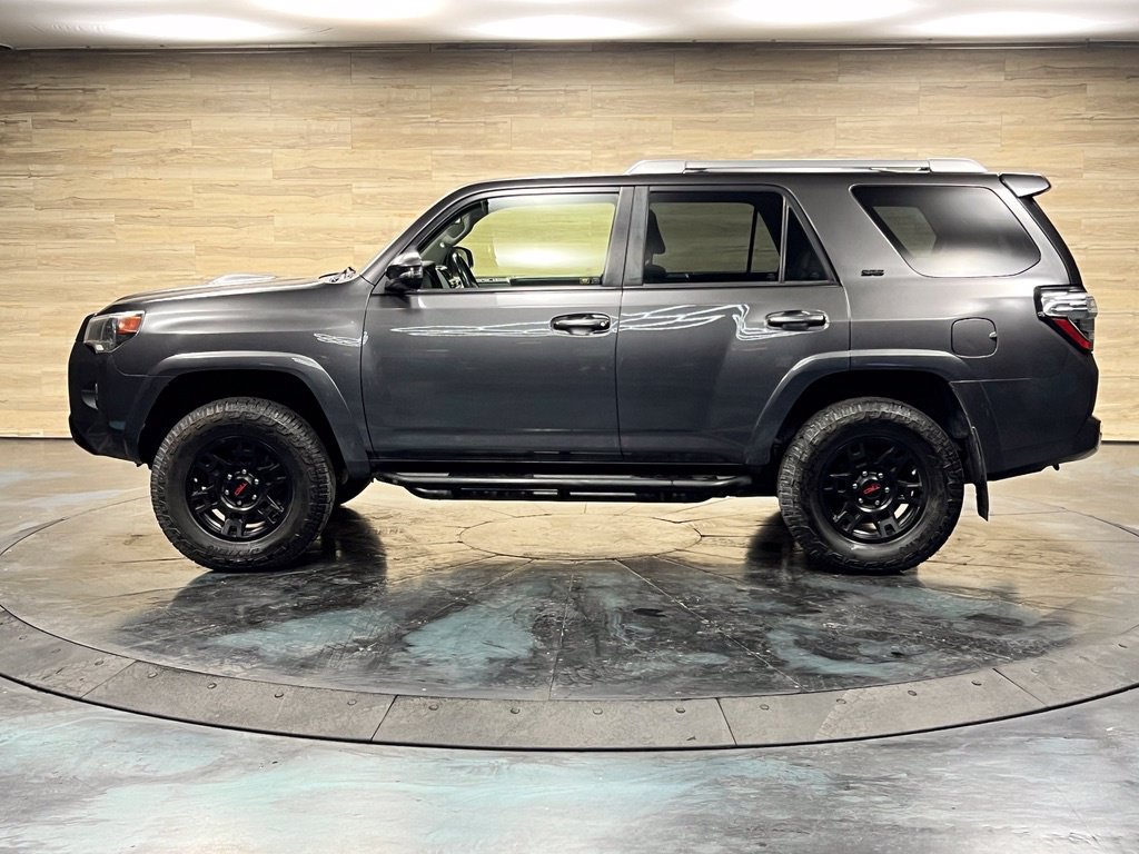 Used 2018 Toyota 4Runner SR5 Premium AWD/4WD image 28