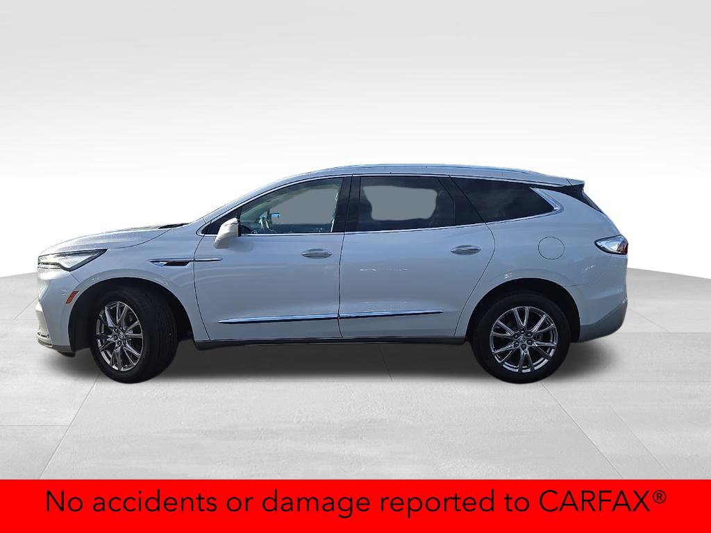Certified 2024 Buick Enclave Essence w/ Experience Buick Package FWD image 2