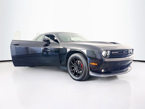 Used 2019 Dodge Challenger GT w/ Plus Package AWD/4WD image 37