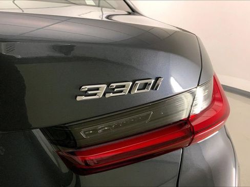 Used 2022 BMW 330i xDrive Sedan w/ Driving Assistance Package AWD/4WD image 30