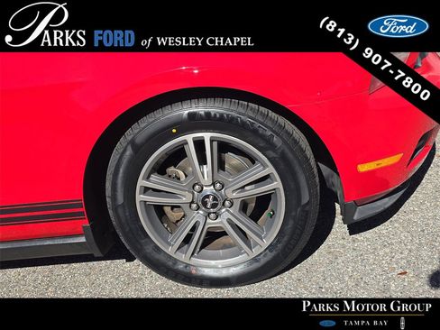 Used 2010 Ford Mustang Coupe image 24
