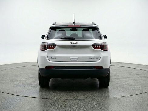 Used 2025 Jeep Compass Limited AWD/4WD image 7