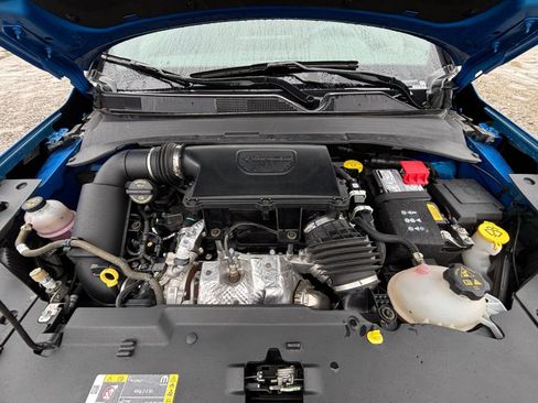 Used 2025 Jeep Compass Limited image 34