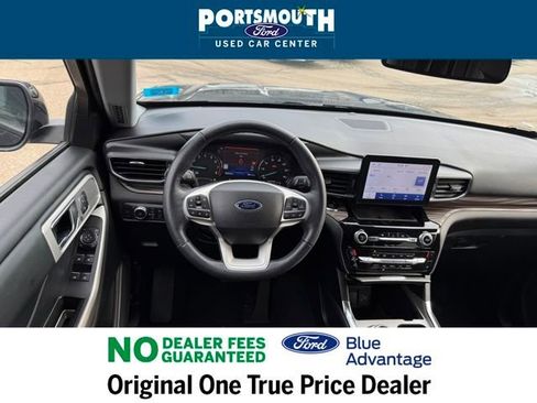 Certified 2022 Ford Explorer Limited w/ Equipment Group 301A image 7