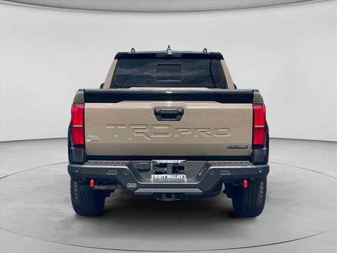 Used 2025 Toyota Tacoma TRD Pro w/ Tow Tech Package AWD/4WD image 6