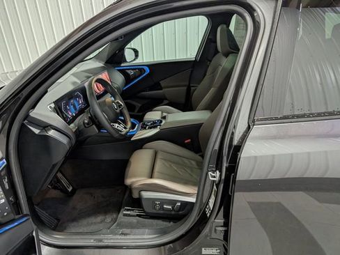 Used 2025 BMW X3 xDrive30i w/ M Sport Package image 14