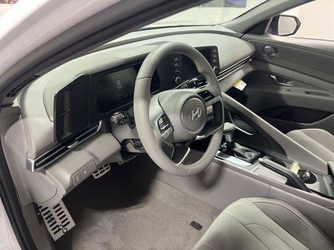 New 2026 Hyundai Elantra Sport FWD image 9