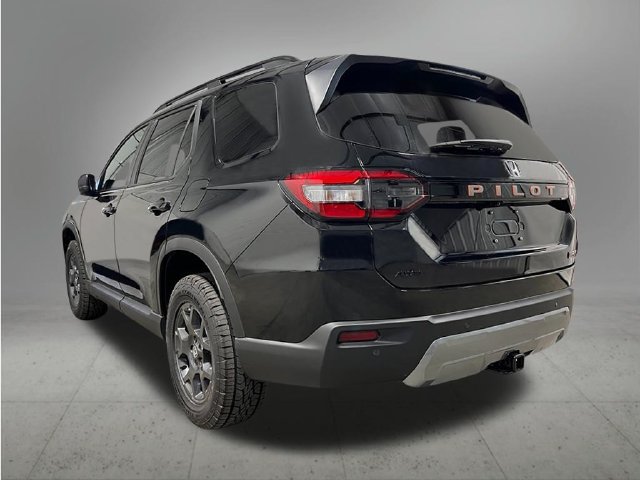 New 2026 Honda Pilot TrailSport image 3