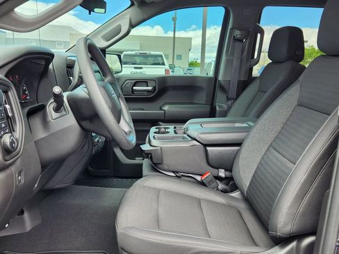 Used 2024 Chevrolet Silverado 1500 Custom Trail Boss w/ Turbomax Blackout Package AWD/4WD image 8