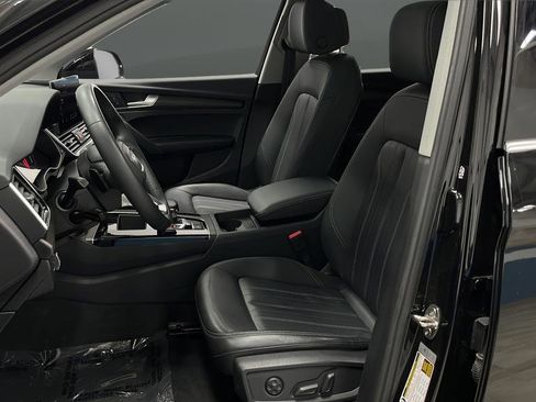 Used 2023 Audi Q5 2.0T Premium w/ Convenience Package AWD/4WD image 15