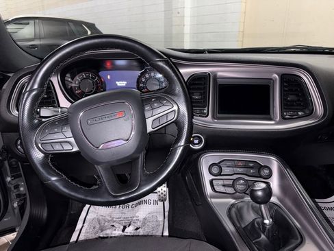 Used 2023 Dodge Challenger R/T w/ Blacktop Package image 23