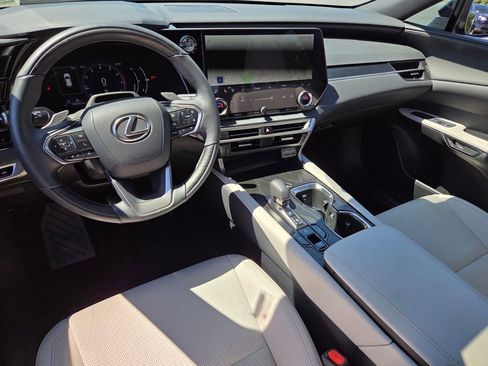 Used 2024 Lexus RX 350 Premium w/ Convenience Package FWD image 8