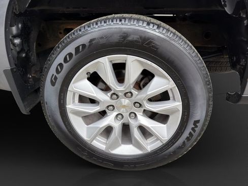 Used 2021 Chevrolet Silverado 1500 Custom w/ Safety Confidence Package AWD/4WD image 22