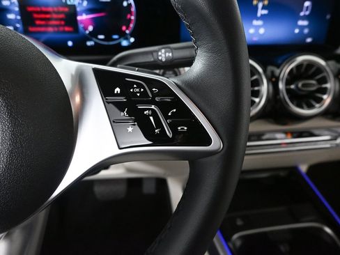 Certified 2025 Mercedes-Benz GLB 250 GLB 250 image 11