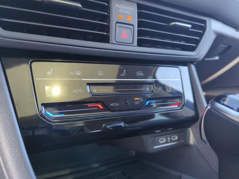 New 2026 Volkswagen Jetta SE image 12