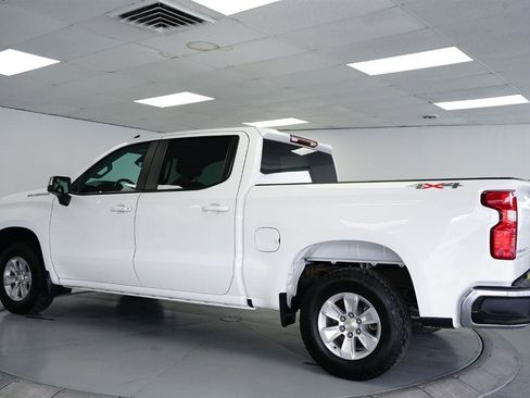 Used 2022 Chevrolet Silverado 1500 LT image 9
