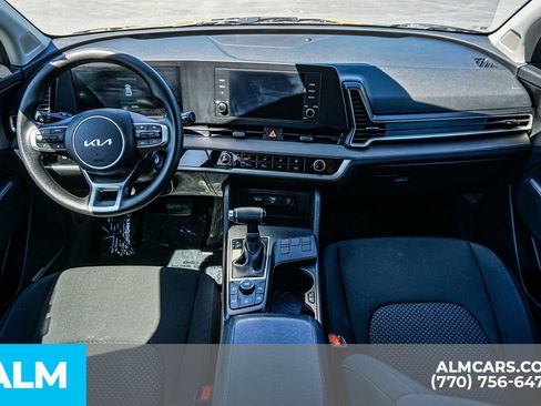 Used 2025 Kia Sportage LX image 29