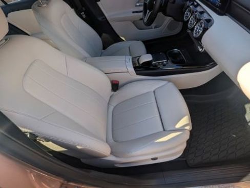 Used 2021 Mercedes-Benz A 220 4MATIC image 18