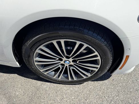 Used 2018 BMW 540i xDrive AWD/4WD image 38