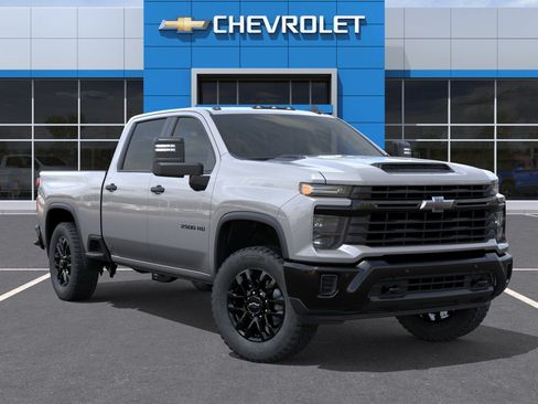 New 2026 Chevrolet Silverado 2500 Custom w/ Custom Value Package AWD/4WD image 7