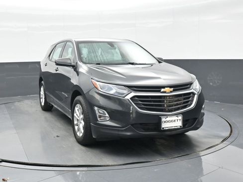 Used 2018 Chevrolet Equinox LS image 12