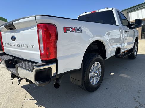 Used 2024 Ford F250 XLT w/ FX4 Off-Road Package AWD/4WD image 8