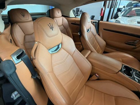 Used 2016 Maserati GranTurismo Sport RWD image 47