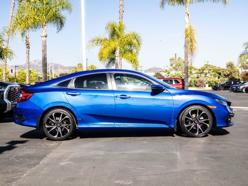 Used 2019 Honda Civic Sport image 4