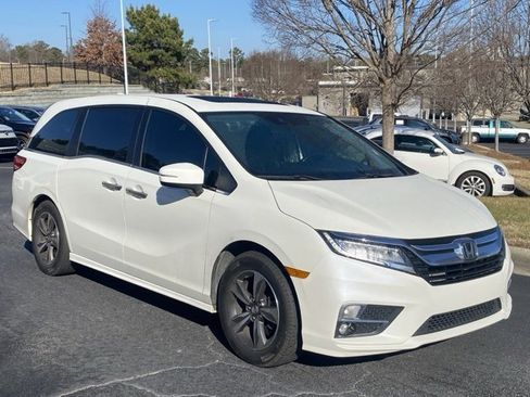 Used 2019 Honda Odyssey Touring image 1