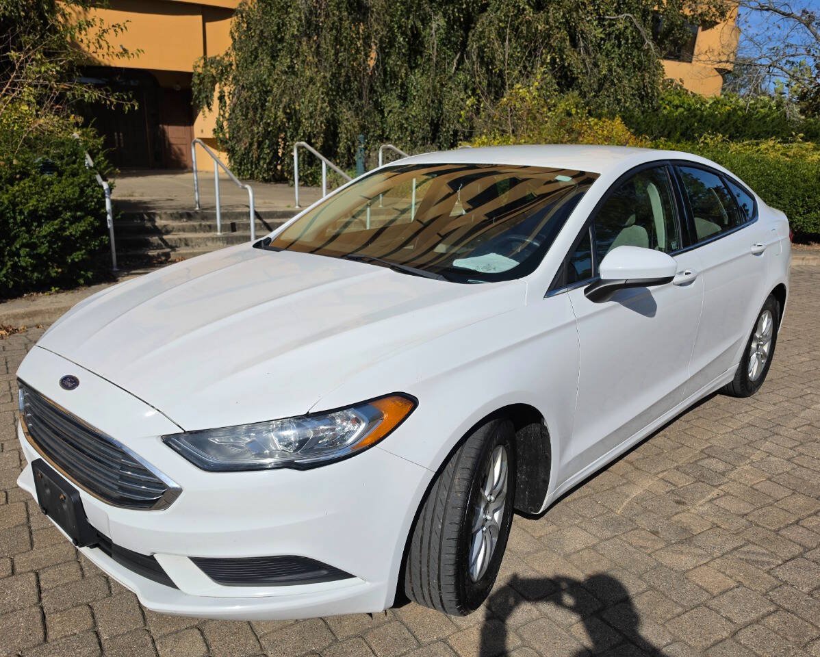 Used 2017 Ford Fusion S FWD image 1