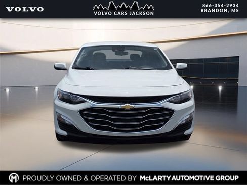Used 2022 Chevrolet Malibu LS w/ Driver Confidence Package II FWD image 2