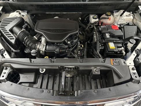 Used 2021 GMC Acadia SLT image 40