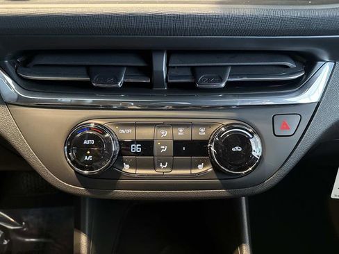 Used 2026 Buick Envista Preferred w/ Convenience I Package image 23