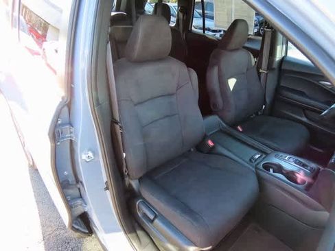 Certified 2022 Honda Pilot Sport image 18